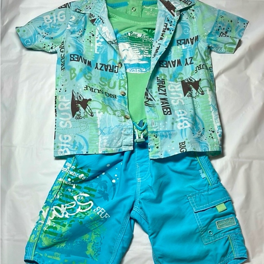 Pumpkin Patch blue & green Graphic Shirts / Shorts Set! Great for vacations!